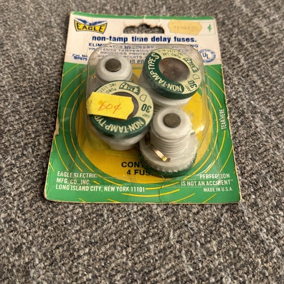 NIP never opened Eagle brand, non-tamp time delay fuses -4 - Picture 6 of 7